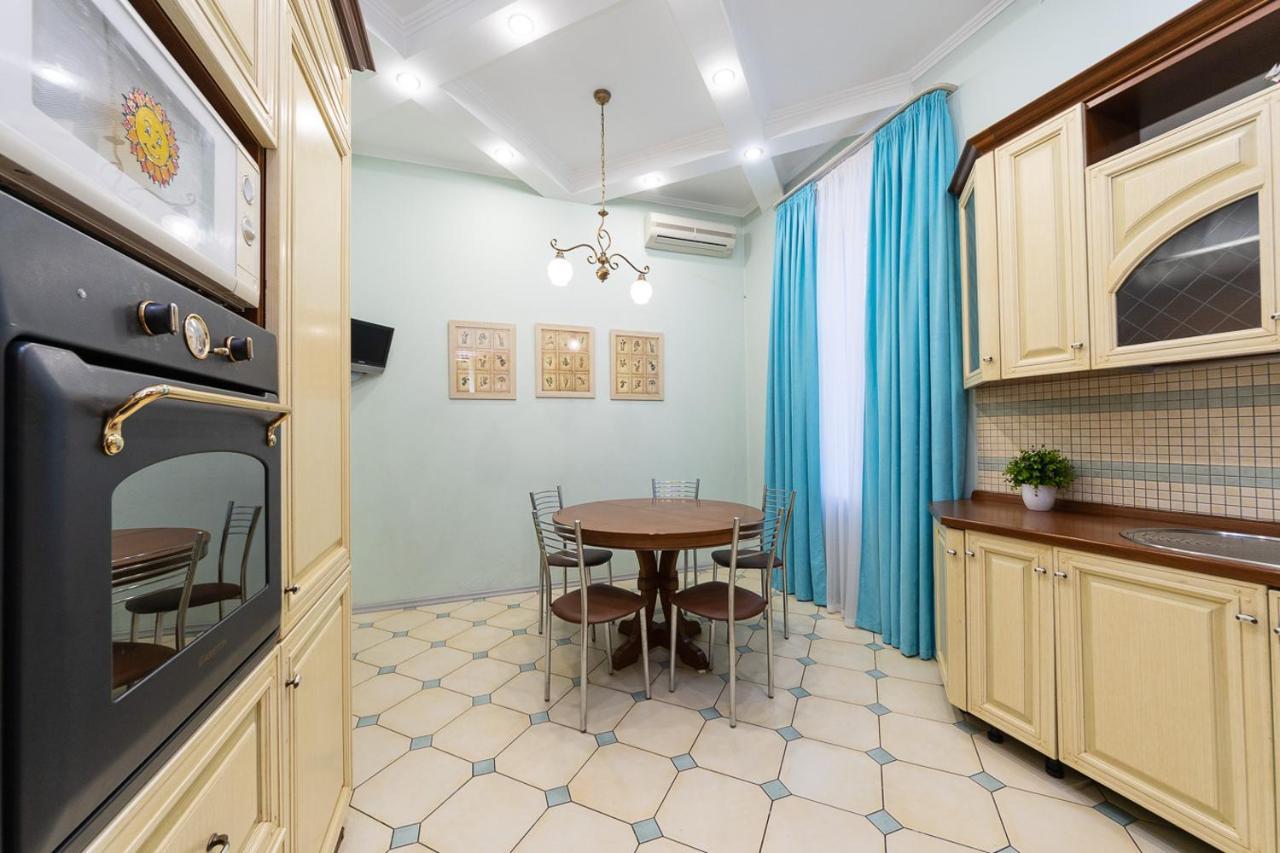 Apartament On Independence Square Κίεβο Εξωτερικό φωτογραφία